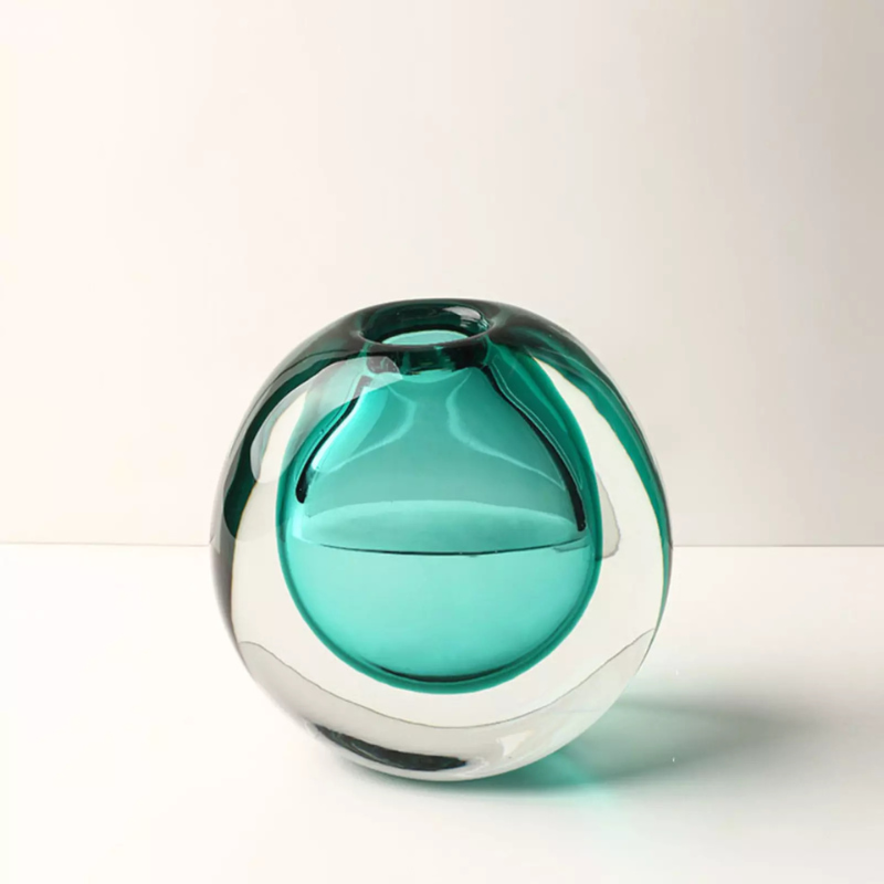 Thick hand blown glass luxury vases, colourful options with amber, green, blue, and black options.